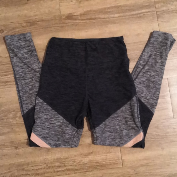 Colorblock Leggings - Picture 3 of 5